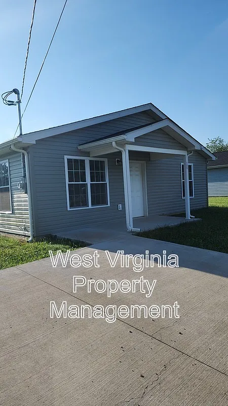2 bed, 1.0 bath, $1,195 — Photo 1