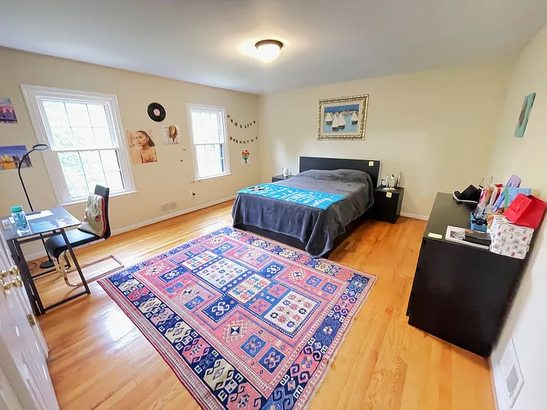 13209 Lantern Hollow Dr — Photo 22