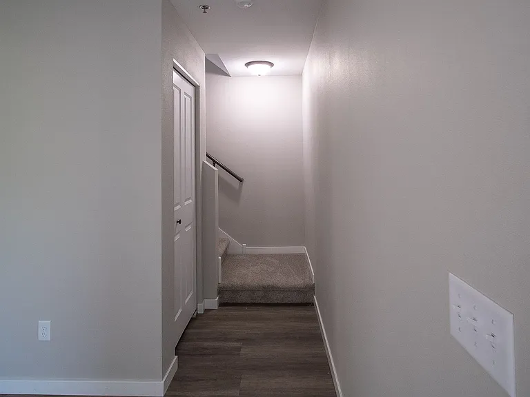 Raegan Estates — Photo 12