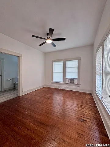 830 Texas Ave — Photo 9