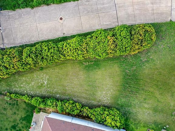 5th image of 5225 Lake Terrace Ct Lot 8