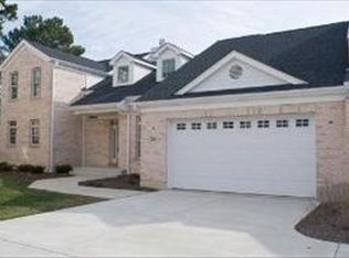 2565 Prairie View Ct, Westchester, IL 60154