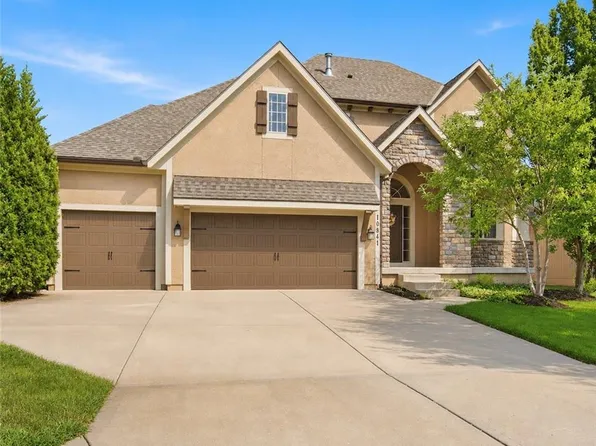 10841 S Hastings St, Olathe, KS 66061