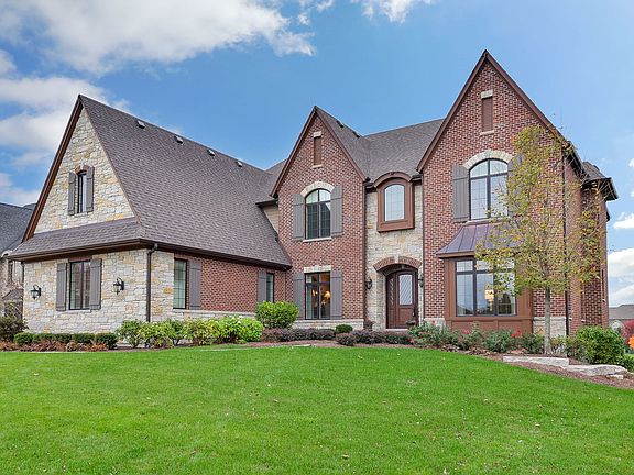 2nd image of 39W557 Long Meadow Ln