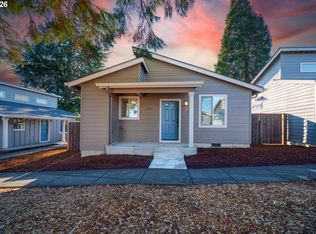 12300 Meadowlawn Dr, Oregon City, OR 97045