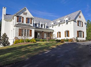 22553 Creighton Farms Dr, Leesburg, VA