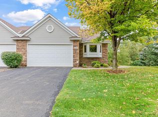 732 Crescent Curv, Saint Paul, MN 55127