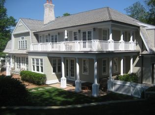 23 Fair Hills Ln, Sag Harbor, NY 11963