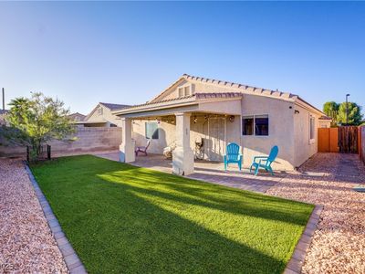 5297 Mineral Lake Dr, Las Vegas, NV, 89122