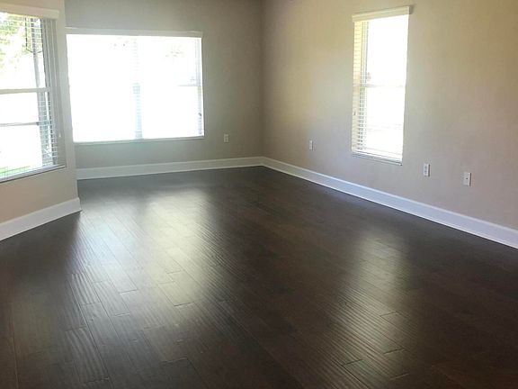 5th image of 112 Black Hickory Way