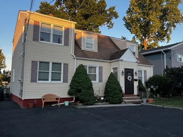 165 Woods Ave Floor 2, Bergenfield, NJ 07621