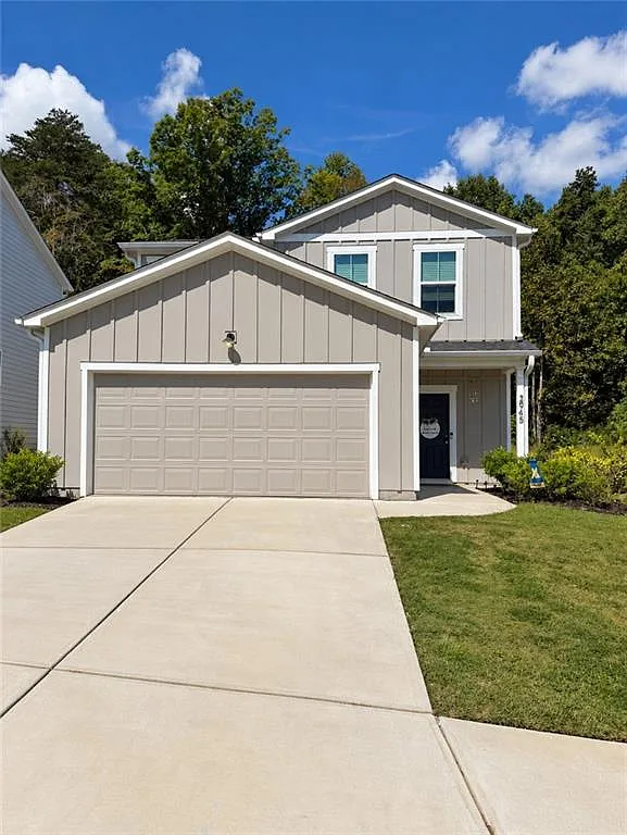 4 bed, 3.0 bath, 2072 sqft, $2,450 — Photo 1