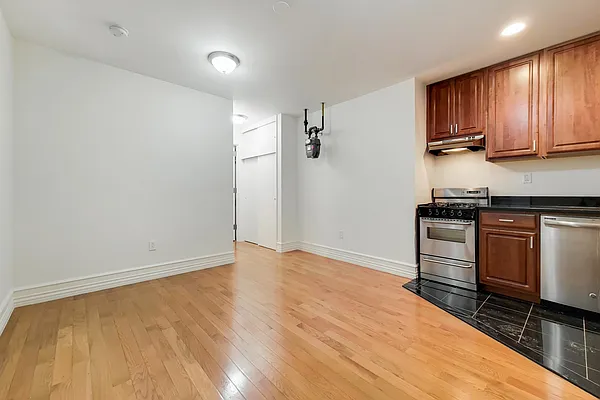 Rented by MAPT Residential LLC | media 2