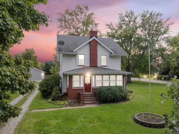10 Lions Rd, Sandwich, IL 60548