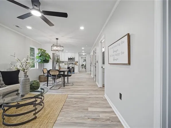 1085 Cascade Blvd, Chesapeake, VA 23324