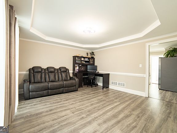 4th image of 2157 Lake Ridge Ter