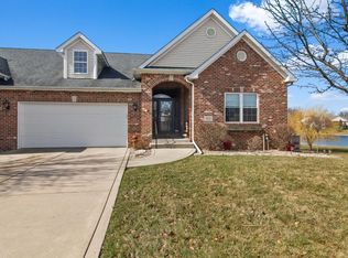 921 Aaron Ct, Crown Point, IN 46307