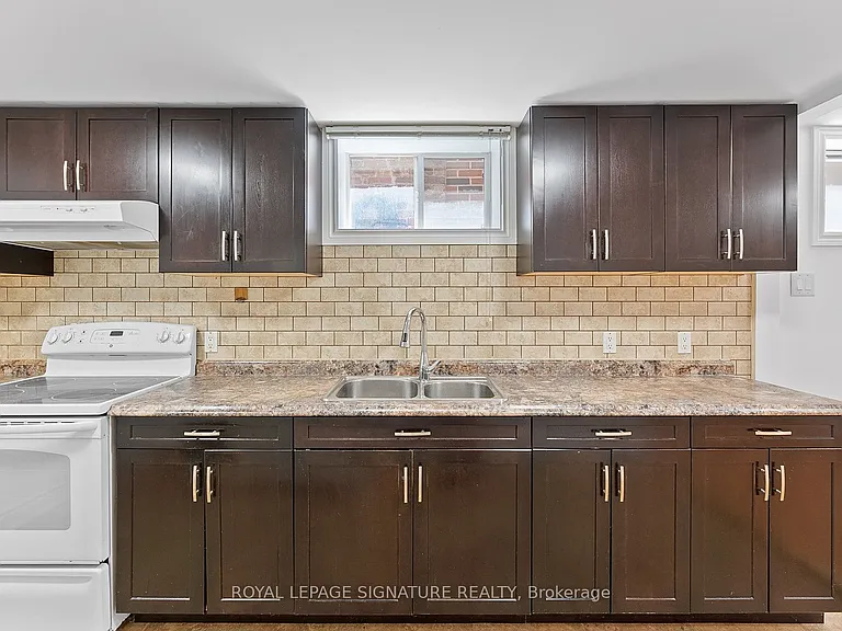 502 Westmount Ave #LOWER — Photo 7