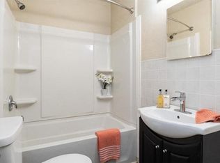 1510 29th St #1, Des Moines, IA 50311