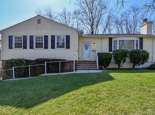 5 Salem Rd, East Brunswick, NJ 08816