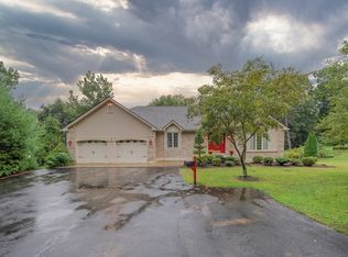 593 Southwick St, Feeding Hills, MA 01030