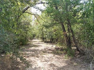 229 Dickerson Ln, Elgin, TX 78621