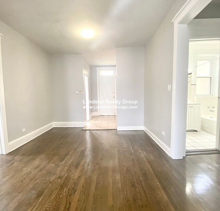 1st image of 1251 W Rosemont Ave APT 2