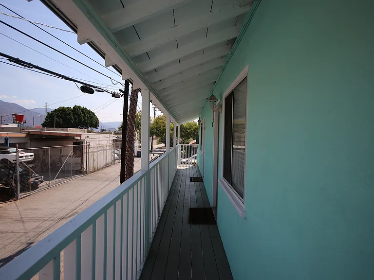 28 S Eastern Ave #28 — Photo 2