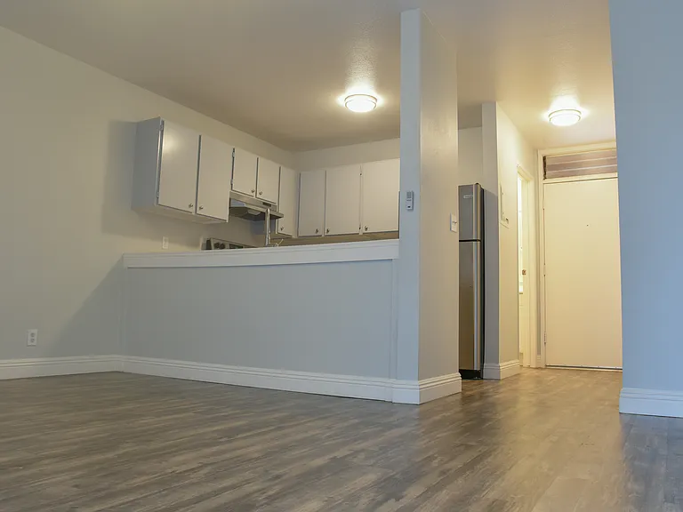Sunset Terrace — Photo 20