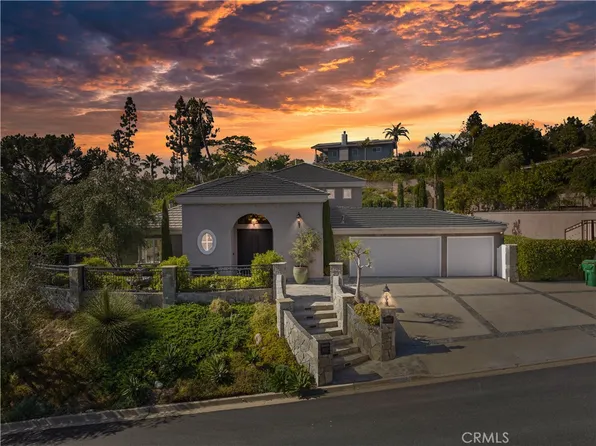 10421 Brightwood Dr, Santa Ana, CA 92705