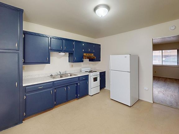 1005-Carlisle-Unit-B-Kitchen_03022026