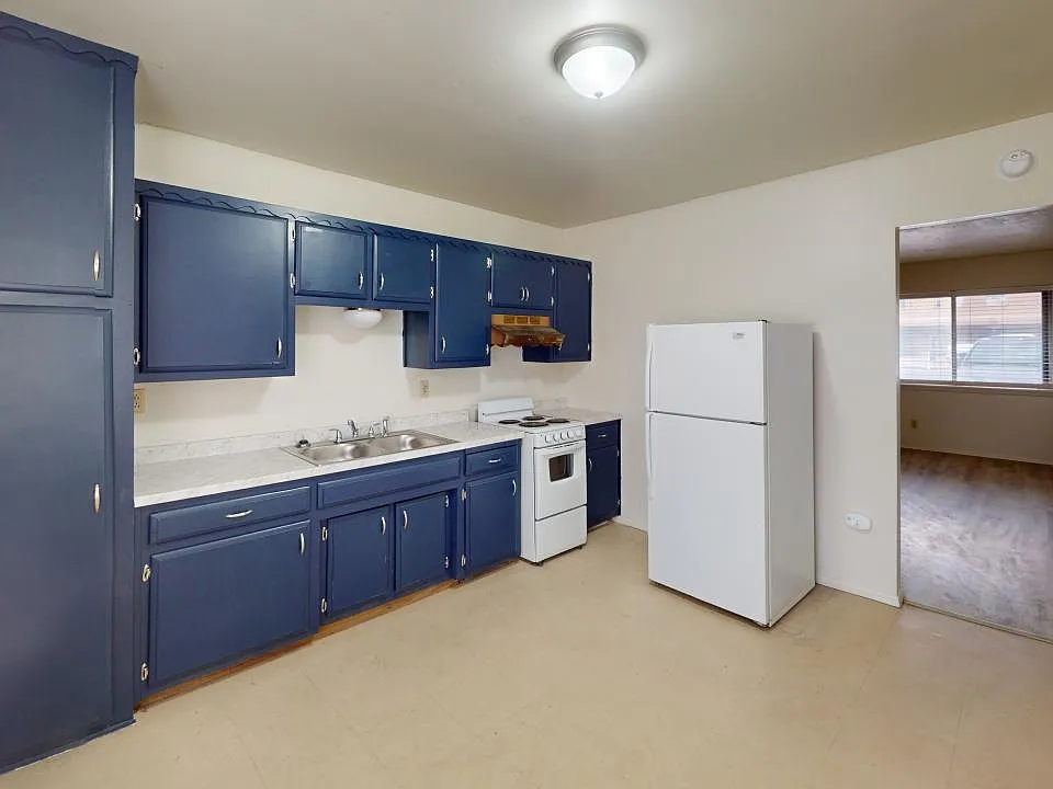 1005-Carlisle-Unit-B-Kitchen_03022026