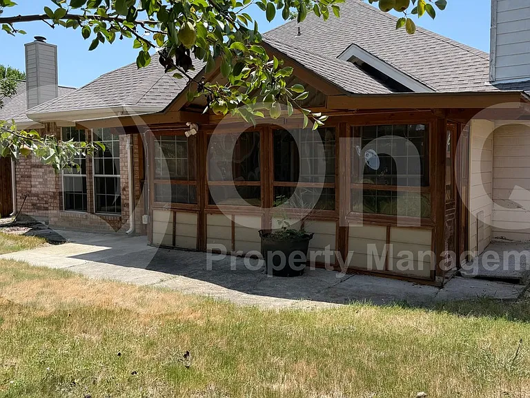 3312 Woodberry Ln — Photo 22