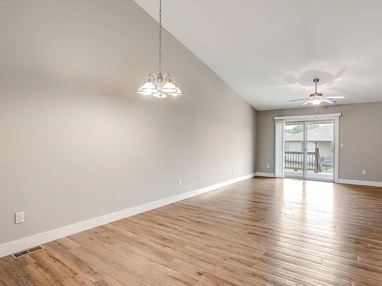 12809 E Zimmerly St #A — Photo 5