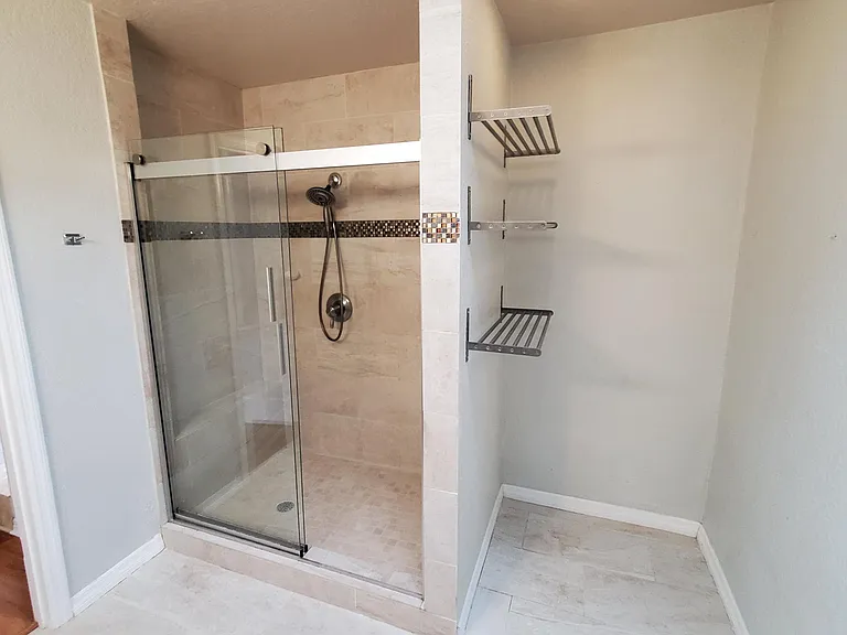 1801 Karolina Ave — Photo 13