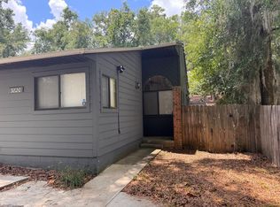 3820 SW 30th Ter, Gainesville, FL 32608