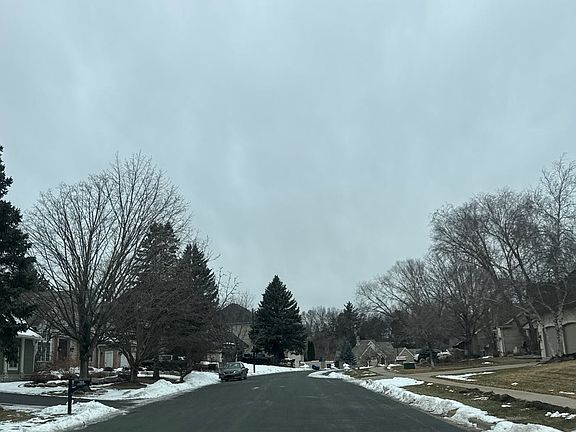 5th image of 7041 Kenmare Dr