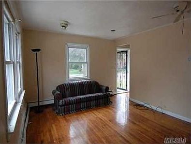 5th image of 709 Macon Pl