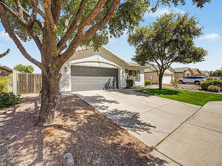 10202 E Juanita Ave — Photo 34