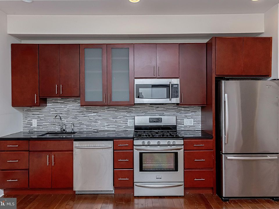1st image of 1535 N Philip St Unit 15