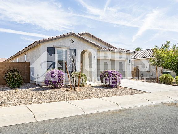 2nd image of 336 E Hawaii Dr