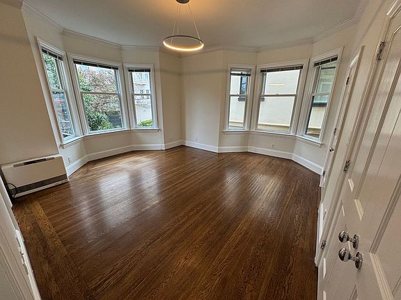 2nd image of 1515 Greenwich St #22