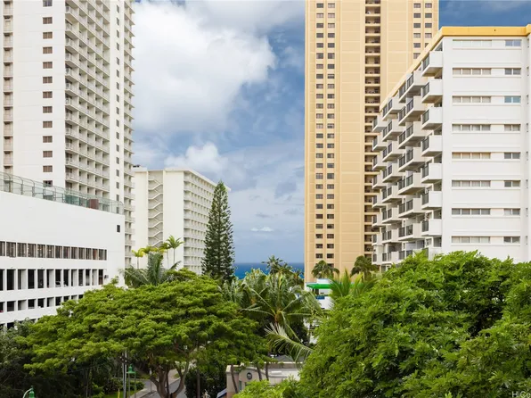 222 Liliuokalani Ave APT 701, Honolulu, HI 96815