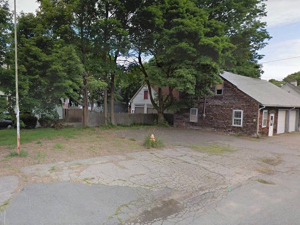 2nd image of 168 Bank St