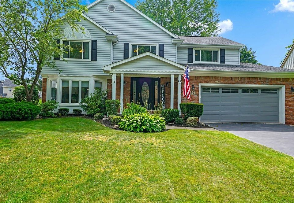 1st image of 57 Beachridge Dr