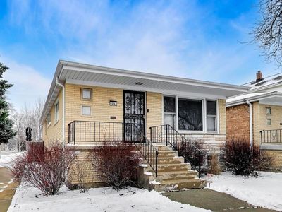 6047 N Newburg Ave, Chicago, IL, 60631