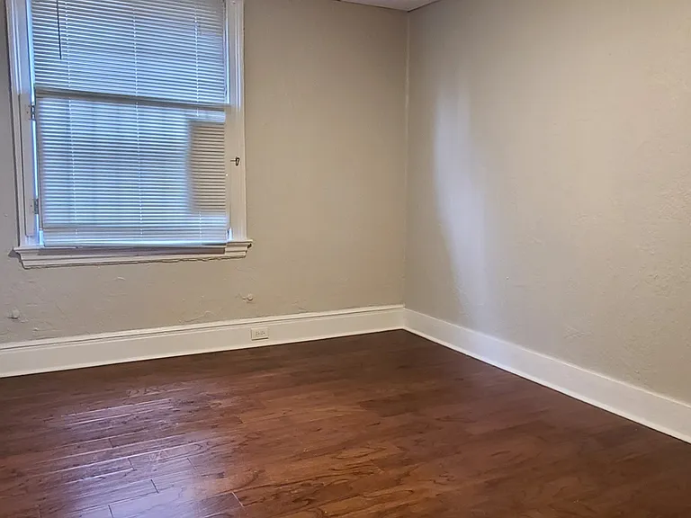 206 Stratford Ave #3 — Photo 6