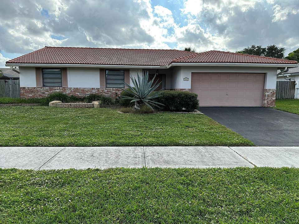1st image of 7440 NW 21st Court