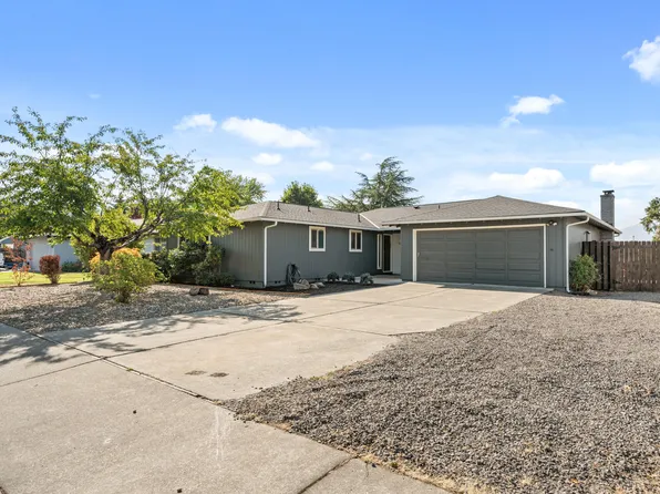 3052 Crystal Mountain Ave, Medford, OR 97504