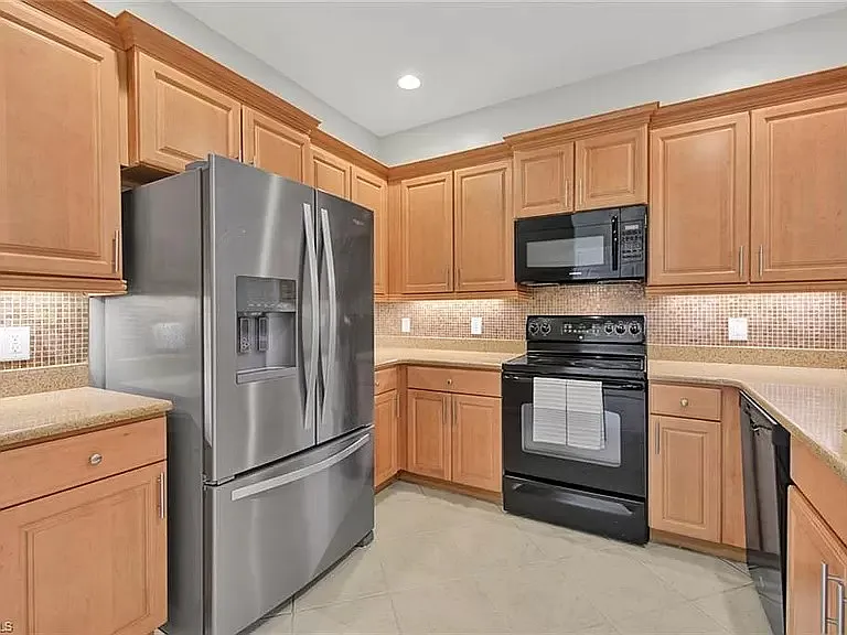 4400 Lazio Way — Photo 6